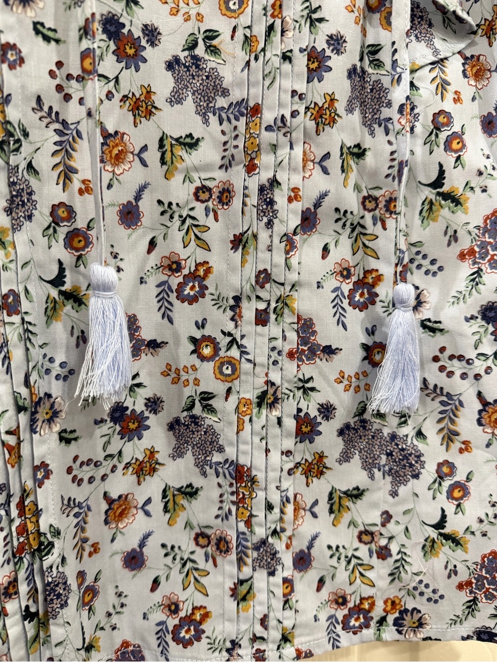 Umgee light blue floral ruffle sleeve tie neck blouse Sz S - Picture 3 of 4
